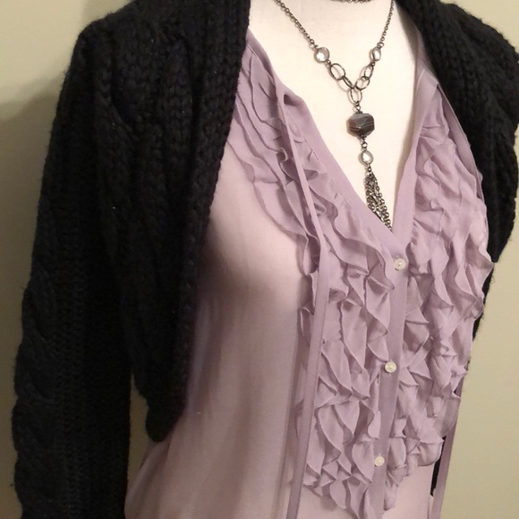Gap shear silk lavender ruffled button down top - Picture 5 of 8